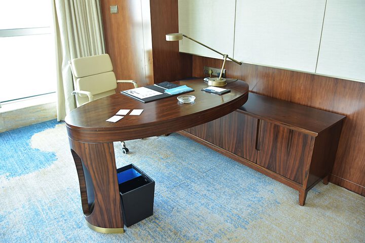 Room 6 of 53