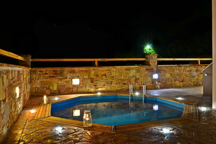 Pool 35 of 54