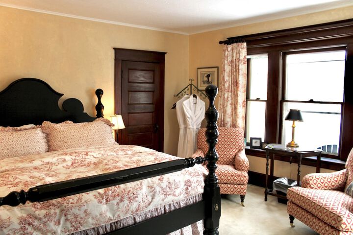 Room 7 of 46