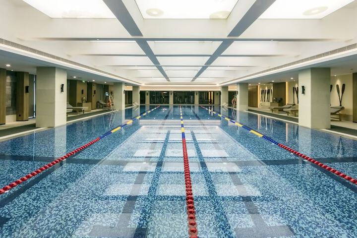 Pools & Facilities