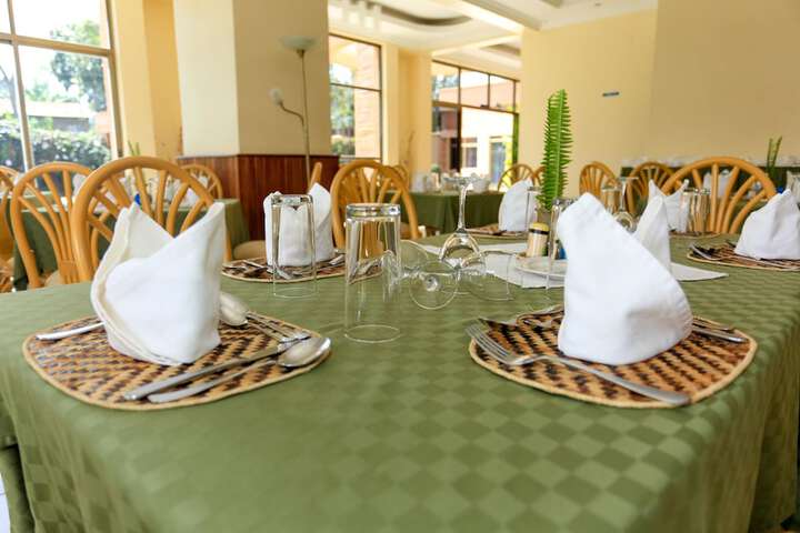 Dining 86 of 97