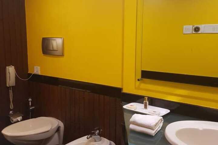 Room 49 of 69