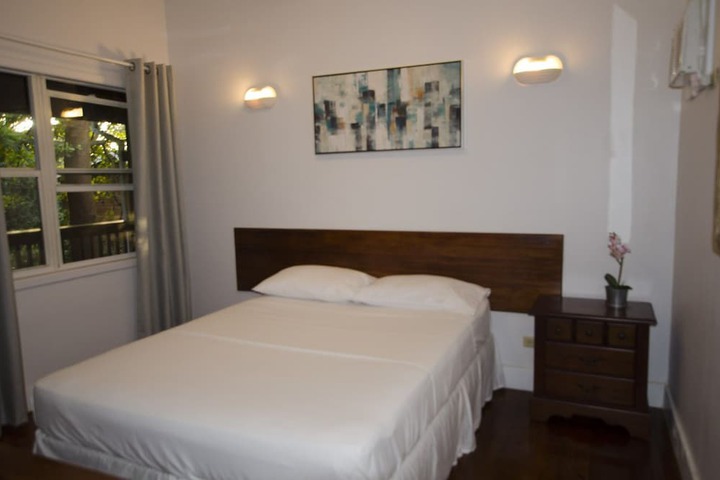 Room 2 of 61