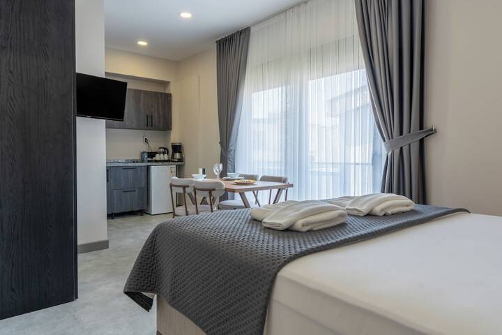 Room 52 of 150