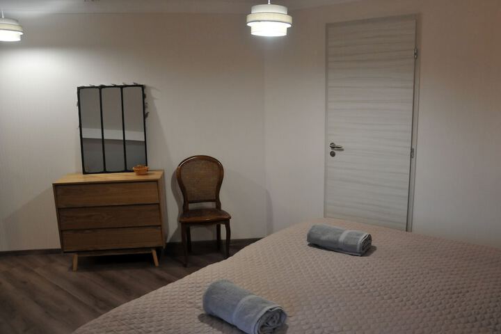 Room 28 of 116