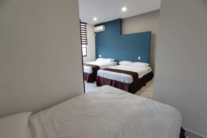 Room 4 of 21