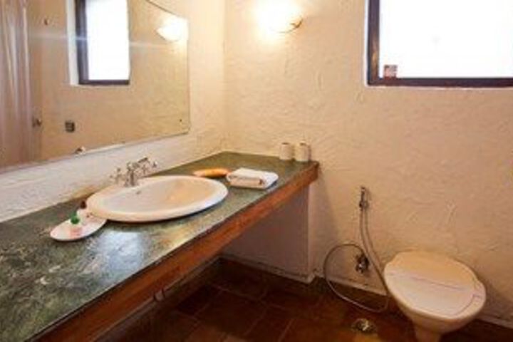 Room 6 of 27