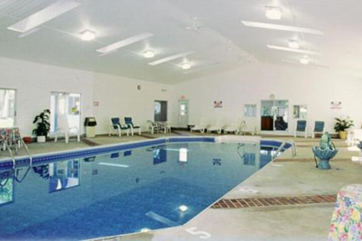 Pool 14 of 23