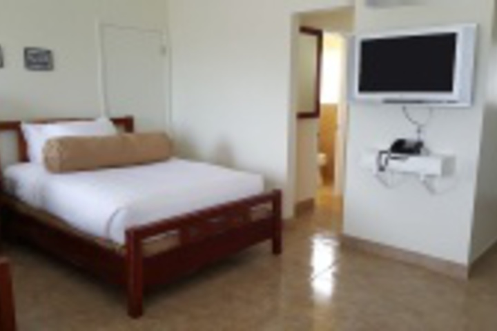 Room 568 of 695