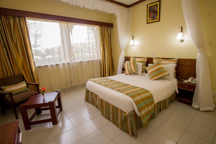 Room 9 of 46