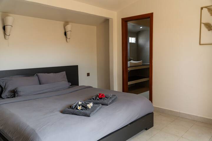 Room 46 of 73