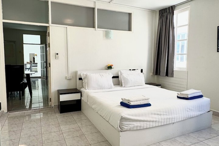 Room 51 of 91
