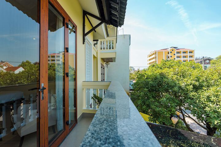 Terrace/Patio 66 of 73