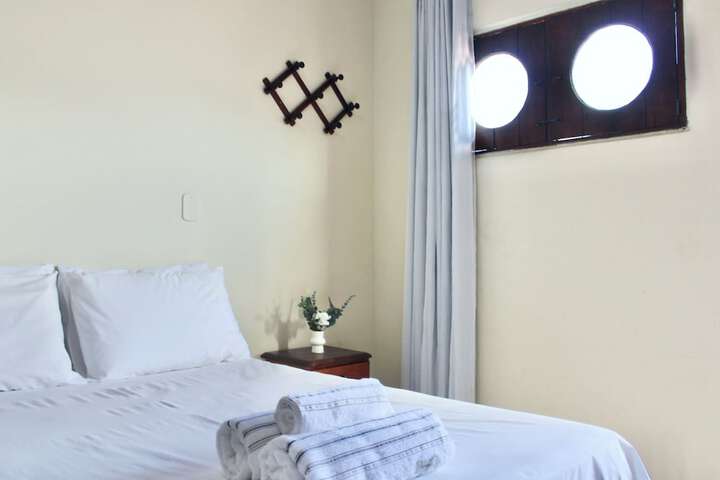 Room 7 of 18