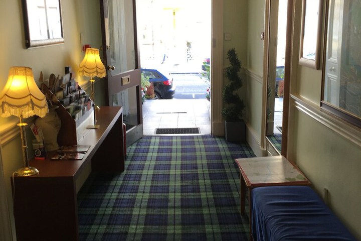 Hotel 2 of 80