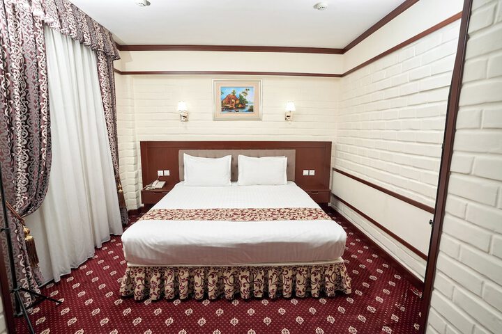Room 23 of 88