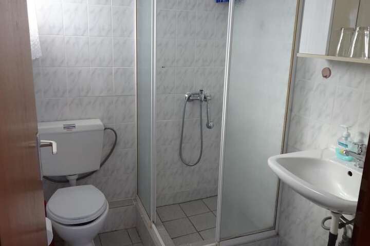 Room 22 of 22