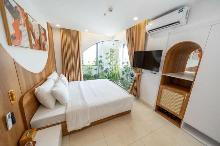 Room 4 of 21