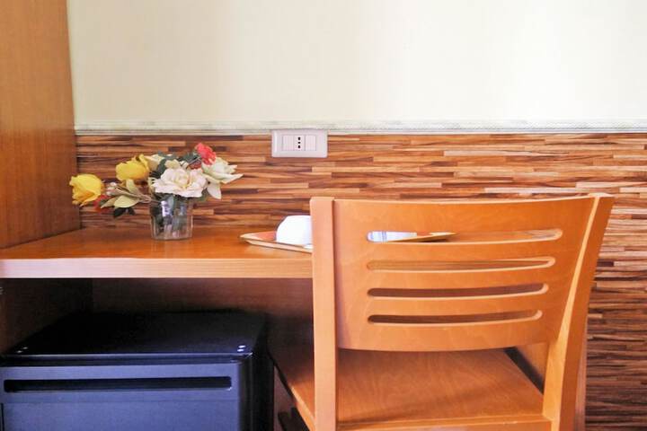 Room 14 of 21