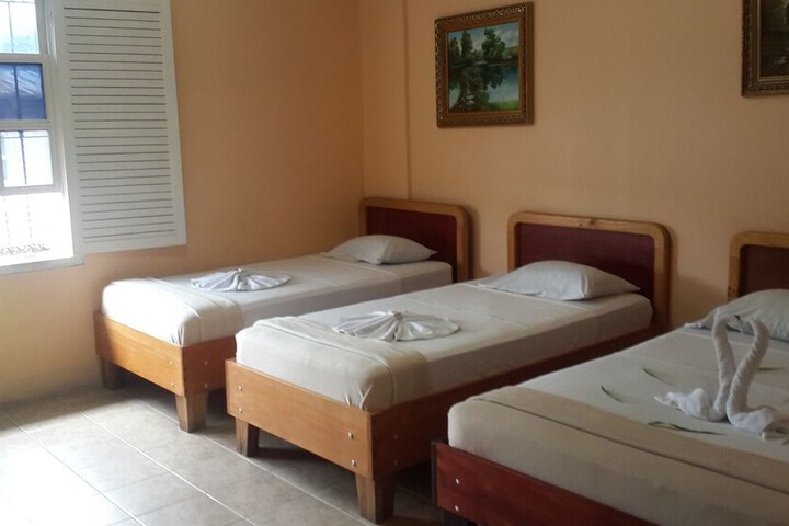 Room 4 of 34