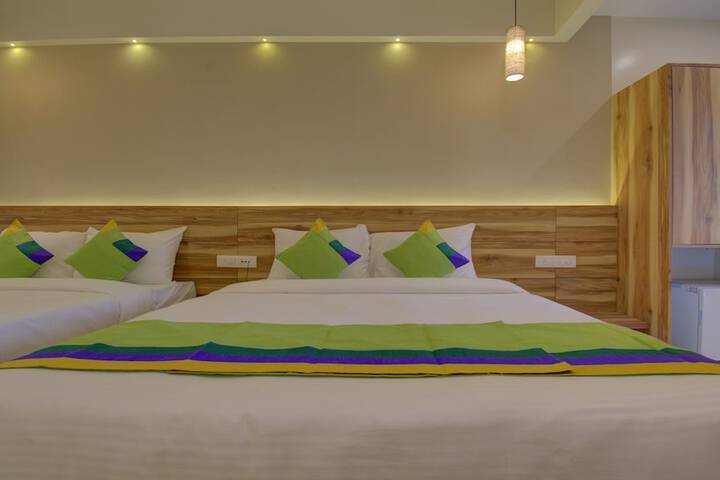 Room 20 of 34