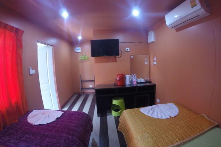 Room 16 of 43