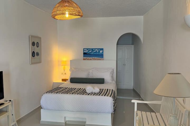 Room 12 of 50