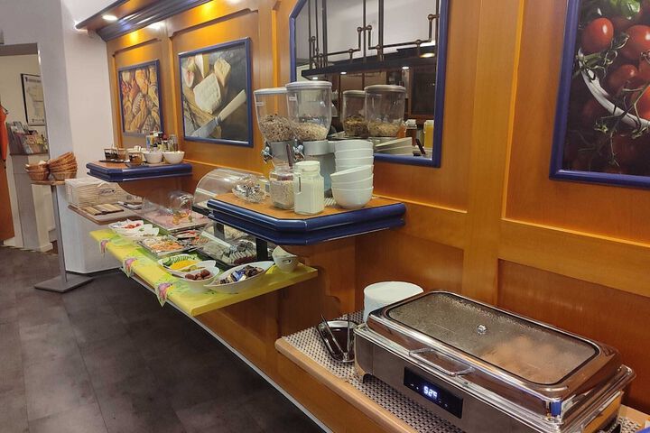Dining 138 of 149