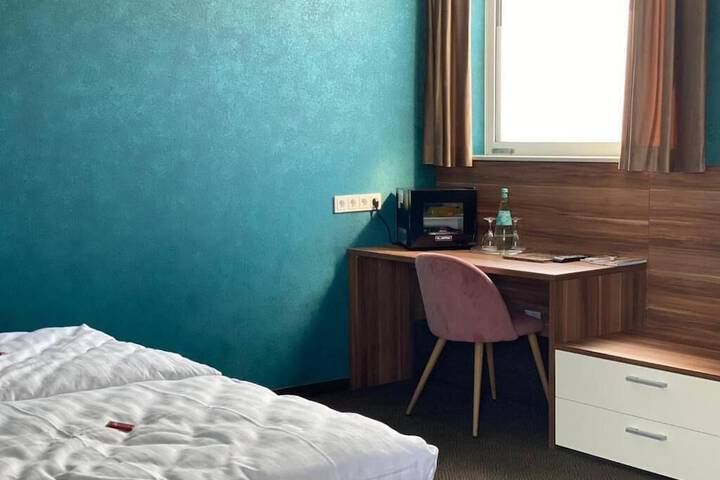 Room 4 of 19