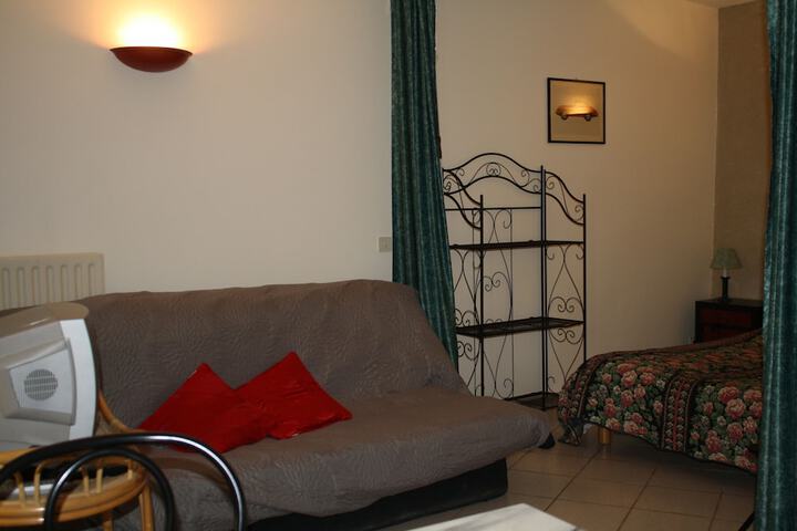 Room 14 of 19