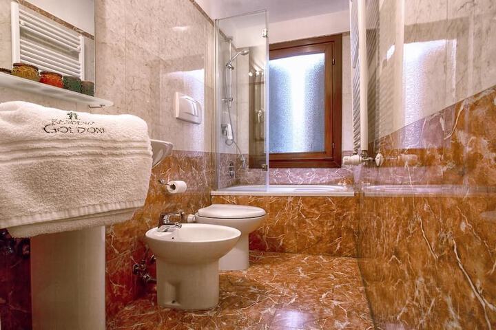 Clean Restrooms
