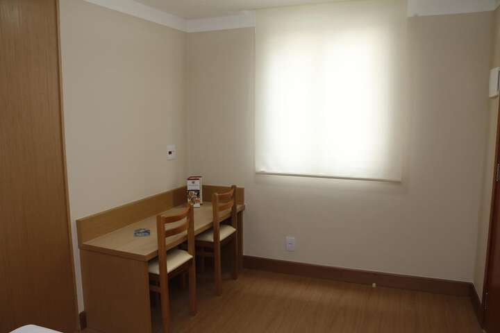 Room 32 of 58