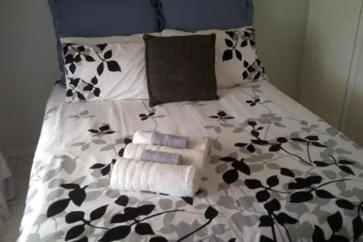 Room 2 of 17