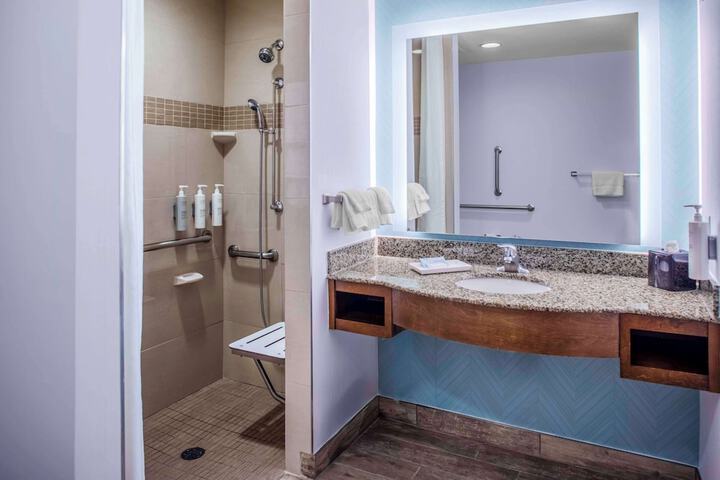 Bathroom shower