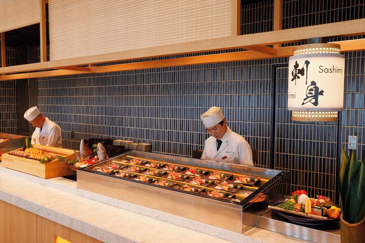 Dining 121 of 144
