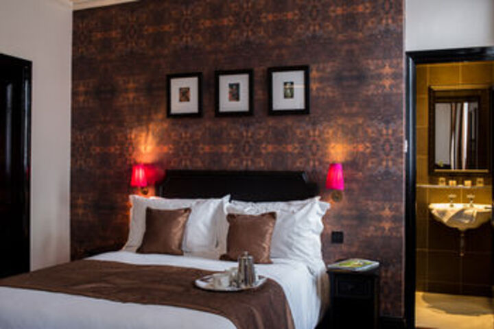 Room 4 of 23