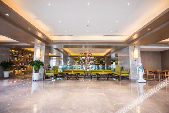 Hotel Interior 18 of 32