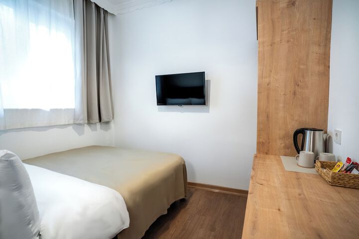 Room 22 of 57