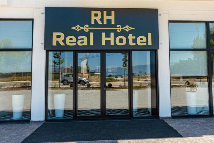 Real Hotel