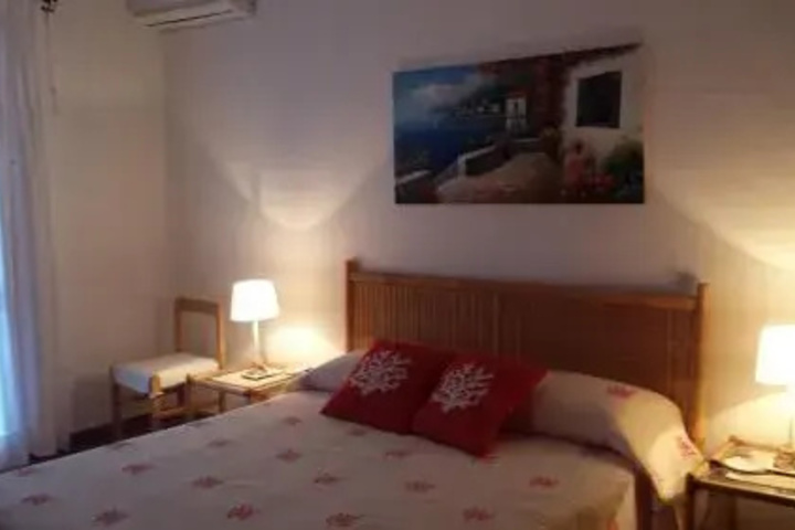 Room 2 of 11