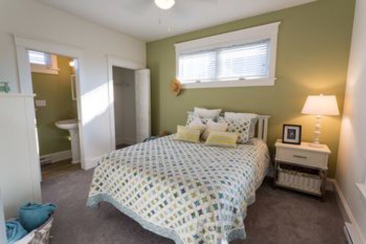 Room 20 of 49