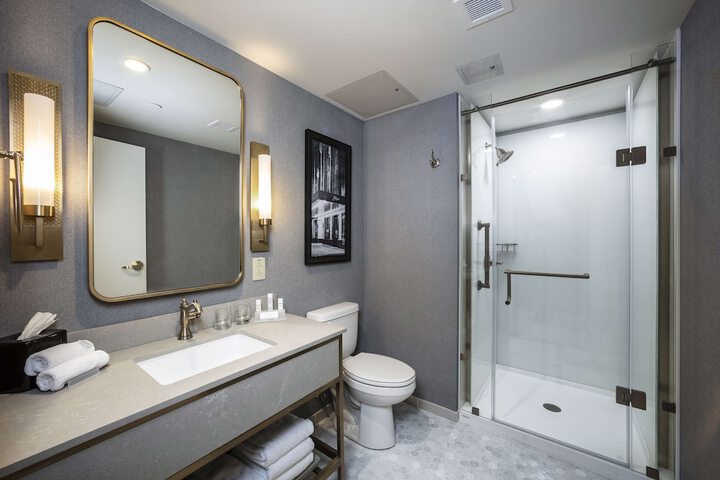 Bathroom shower