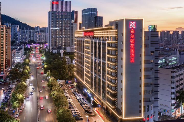 Exterior of Hilton Garden Inn Shenzhen Nanshan Avenue