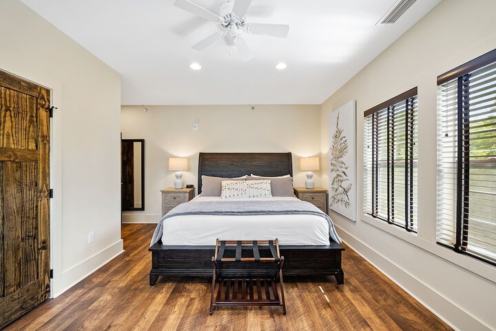 Room 12 of 48