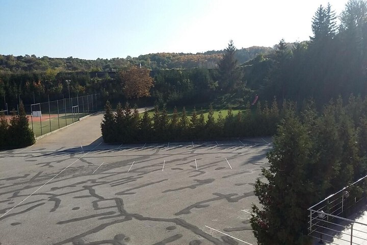 Property Grounds 51 of 59