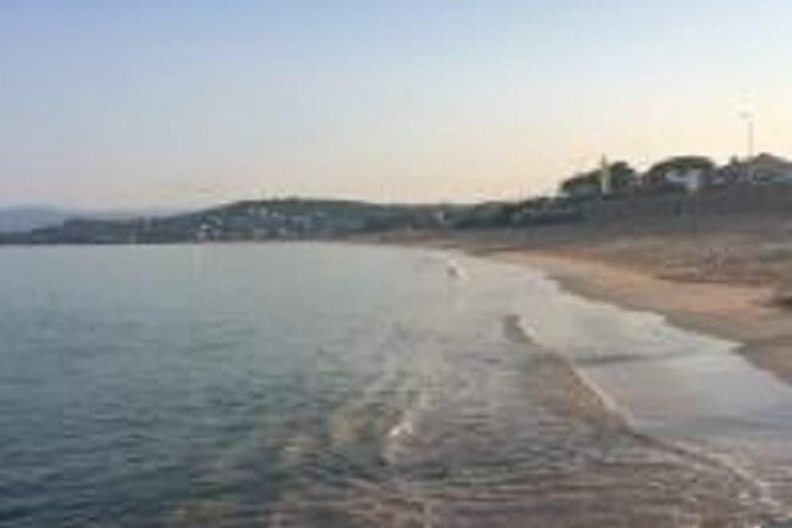 Beach 38 of 41