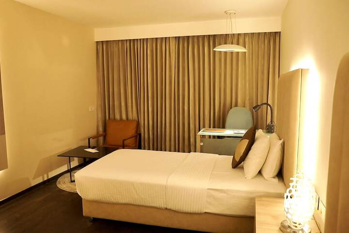 Room 31 of 65