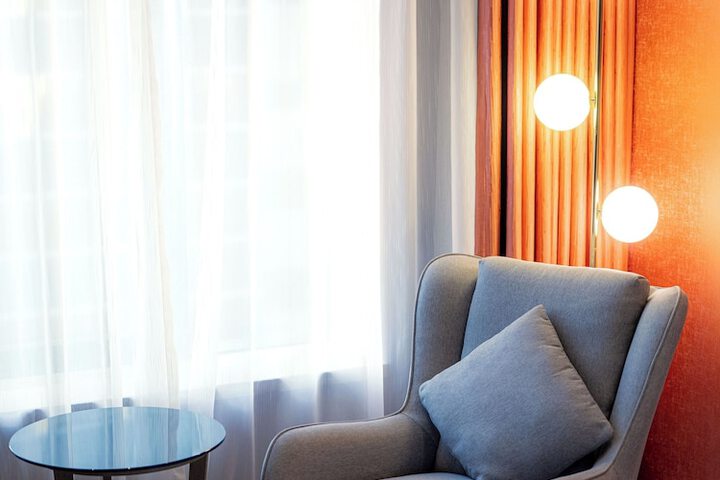 Room 40 of 72