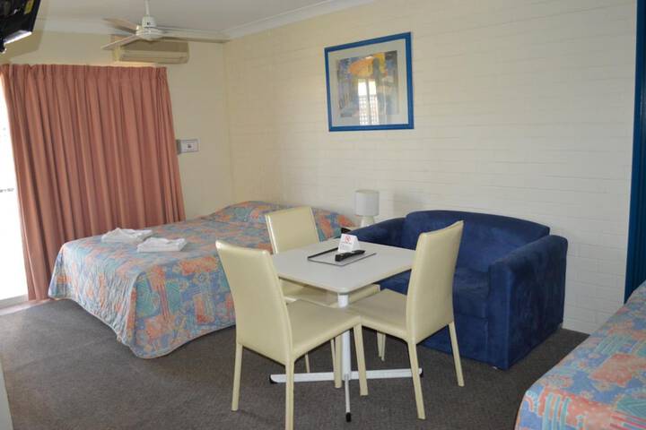 Room 7 of 31