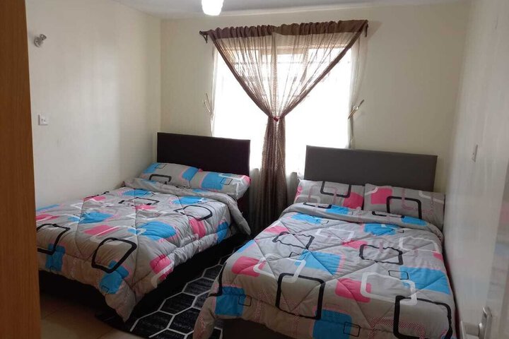 Room 2 of 39